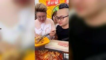 娱乐吃瓜酱购物